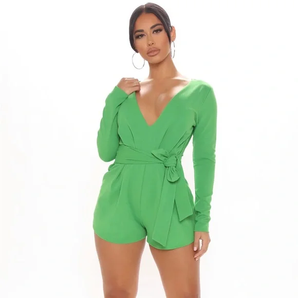 fashion nova romper dress Fashion Nova size Medium Long Sleeve Stretch Ribbed Romper Gray Womens New